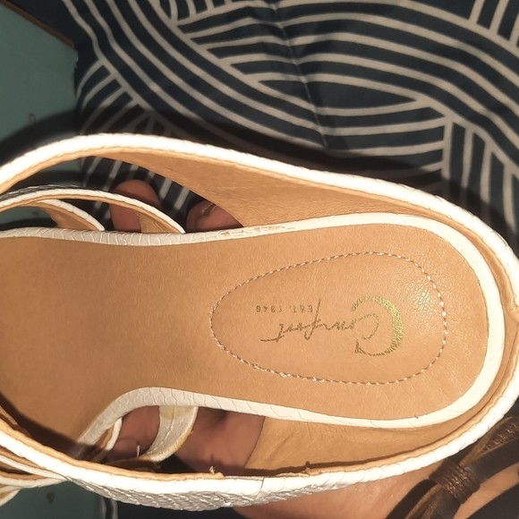 White strappy wedge heels sz 11 - Picture 5 of 7